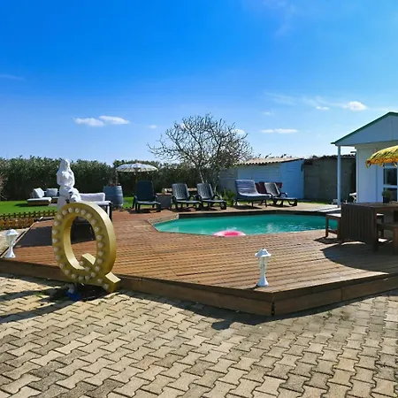 Maison Du Bonheur , De Detente , Confort Piscine, Billard,en Pleine Camargue Villa
