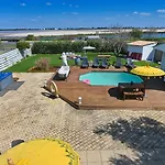 Palais Ines , De Detente , Spa, Piscine, Billard En Pleine Camargue * Le Grau-du-Roi