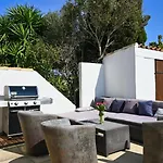 Vila Palais Ines , De Detente , Spa, Piscine, Billard En Pleine Camargue *