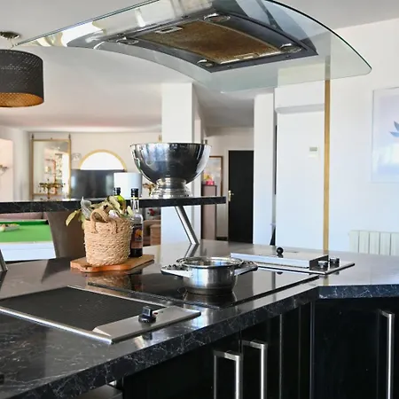La Maison Du Bonheur, Piscine, Jacuzzi, Billard